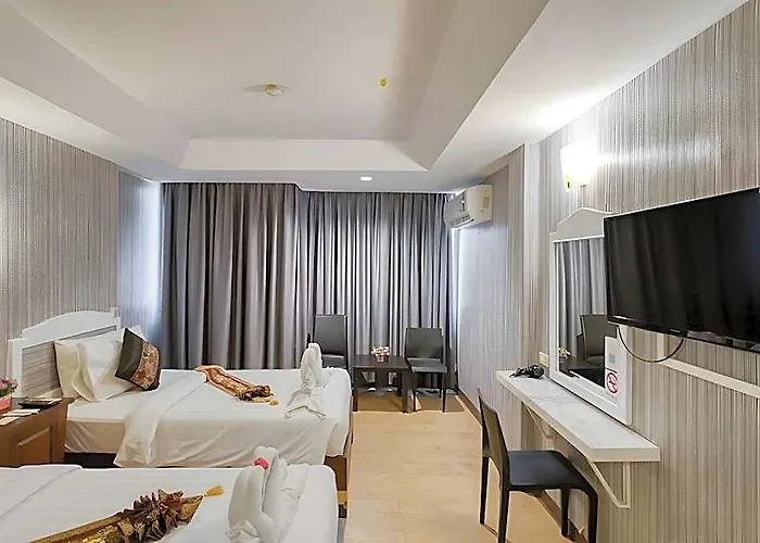 Aunchaleena Grand Bangkok