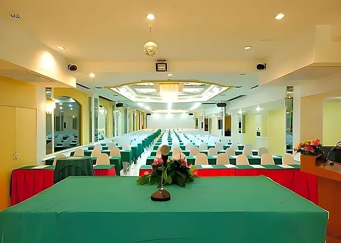 Hotel Aunchaleena Grand Bangkok